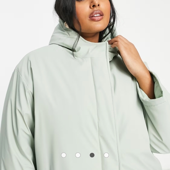 Stylish Hooded Jacket in Light Green - Picture 8 of 9